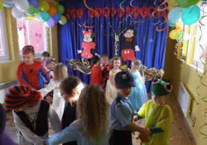 Bal karnawałowy w przedszkolu