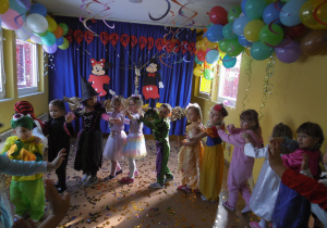Bal karnawałowy w przedszkolu