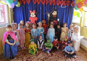 Bal karnawałowy w przedszkolu