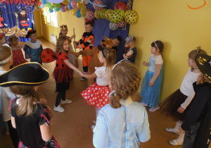 Bal karnawałowy w przedszkolu