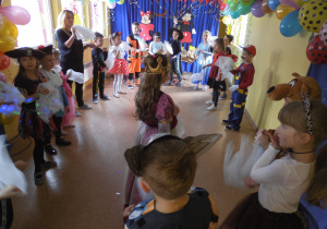 Bal karnawałowy w przedszkolu