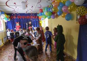 Bal karnawałowy w przedszkolu